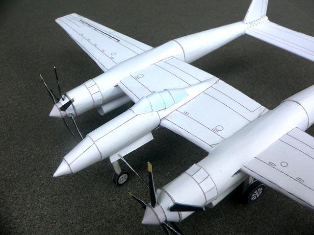 Самолет-разведчик Hughes XF-11 paper model