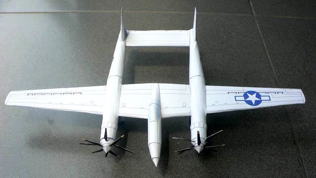Самолет-разведчик Hughes XF-11 paper model