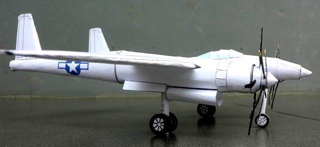 Самолет-разведчик Hughes XF-11 paper model