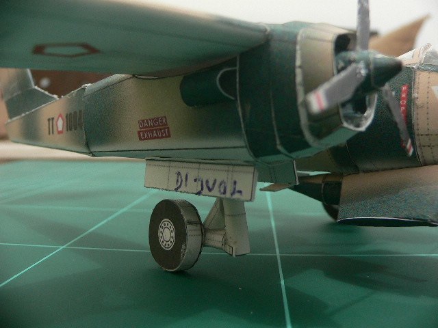 Самолет North American OV-10 Bronco paper model
