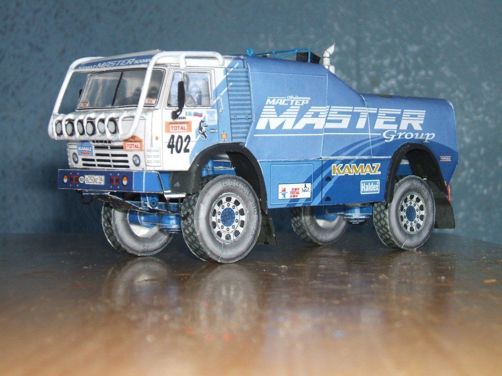 Novamodel - 16 - Спортивный грузовик КАМАЗ 49252, масштаб 1:43 magazine