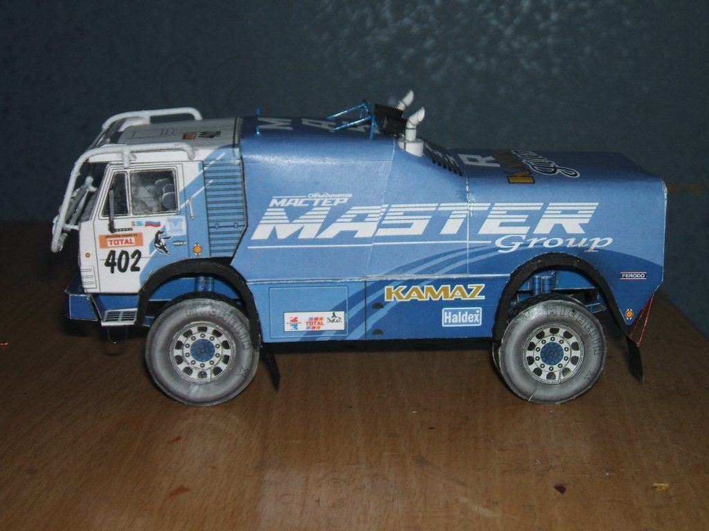 Novamodel - 16 - Спортивный грузовик КАМАЗ 49252, масштаб 1:43 magazine