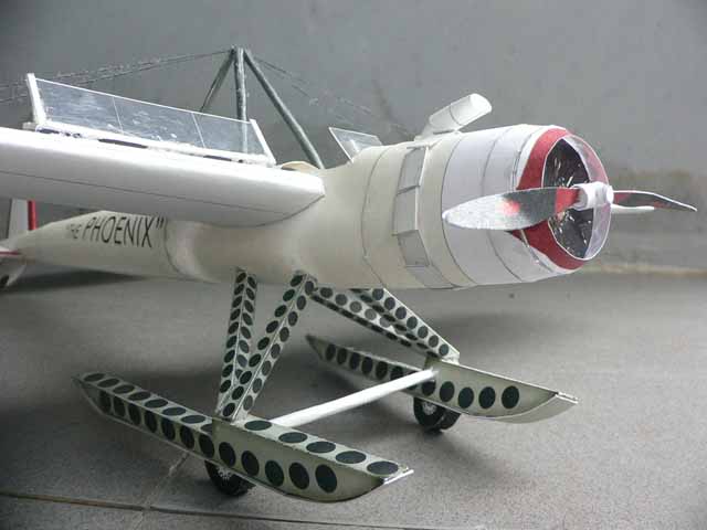 Самолет Феникс (Полет Феникса) paper model