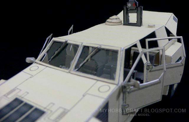 Автомобиль разведки Shadow RST-V paper model
