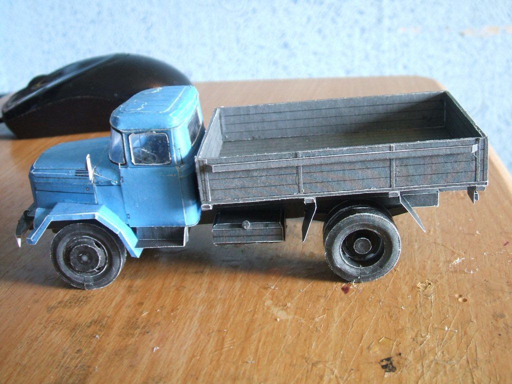 Novamodel - 21 - Бортовой грузовик Амур-53131, масштаб 1:43 magazine