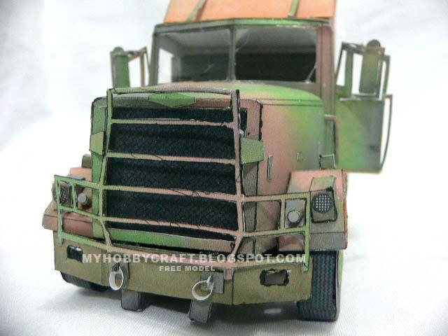 Вооруженный грузовик M915 paper model