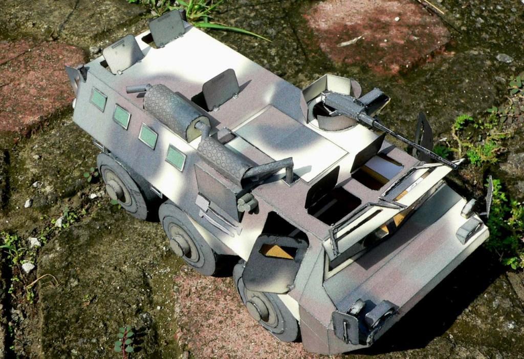 Бронетранспортер APS-3 Anoa paper model