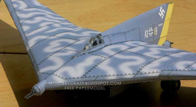 Бомбардировщик Horten Ho XVIII paper model