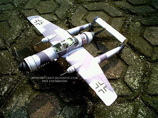 Штурмовик Junkers Ju EF112 paper model