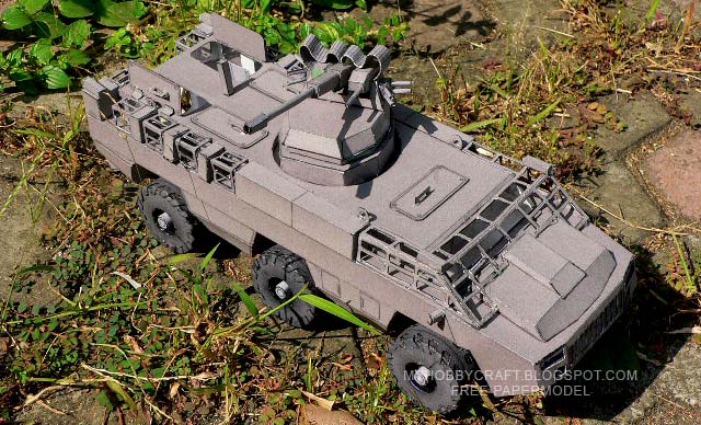 Бронемашина Mbombe paper model