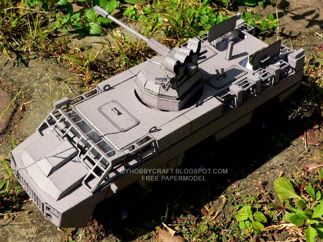 Бронемашина Mbombe paper model
