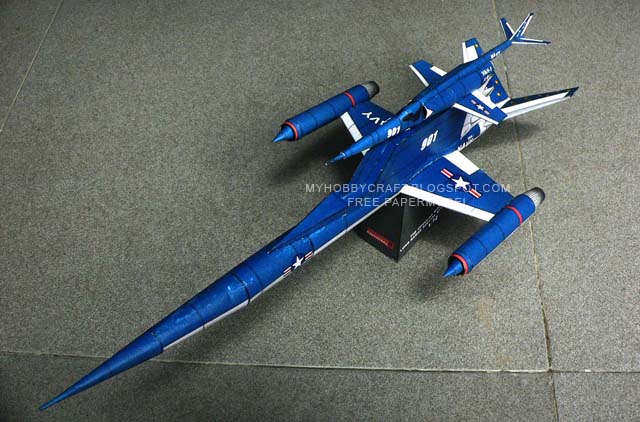 Самолет Douglas 1186-C paper model