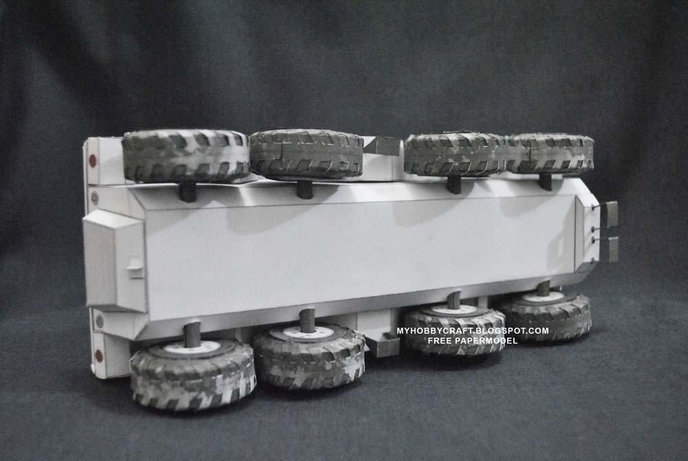 Боевая машина MNU (Район №9) paper model