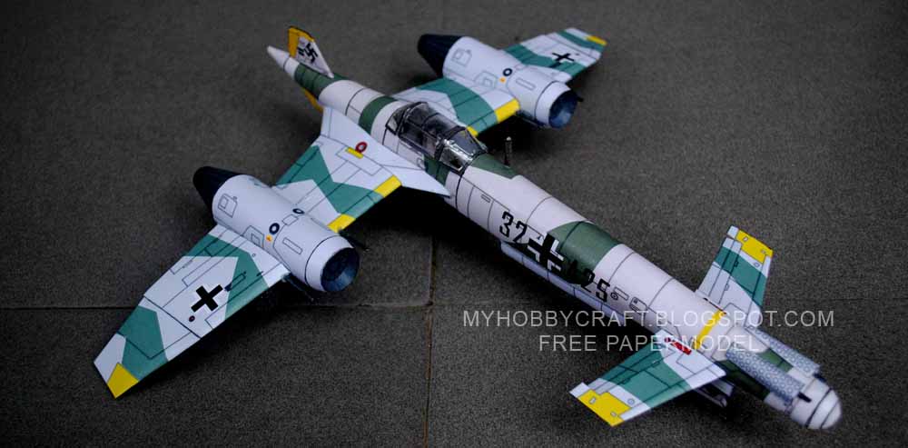 Самолет Messerschmitt Me 207 paper model