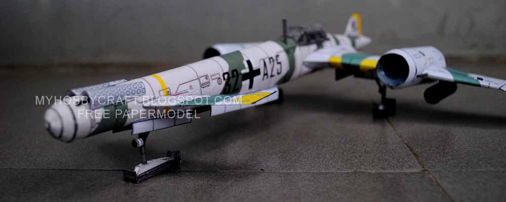 Самолет Messerschmitt Me 207 paper model