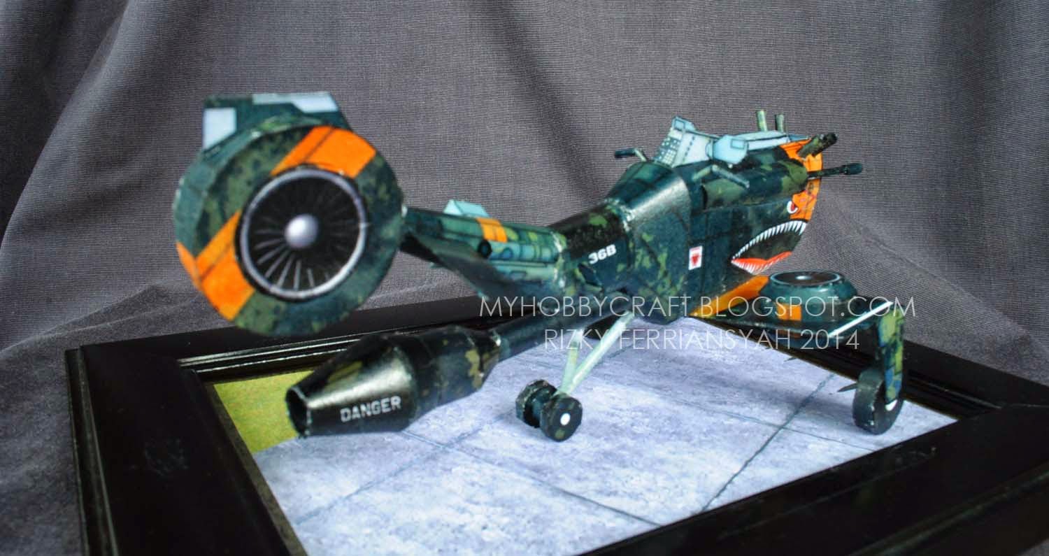 Низковысотный самолет paper model