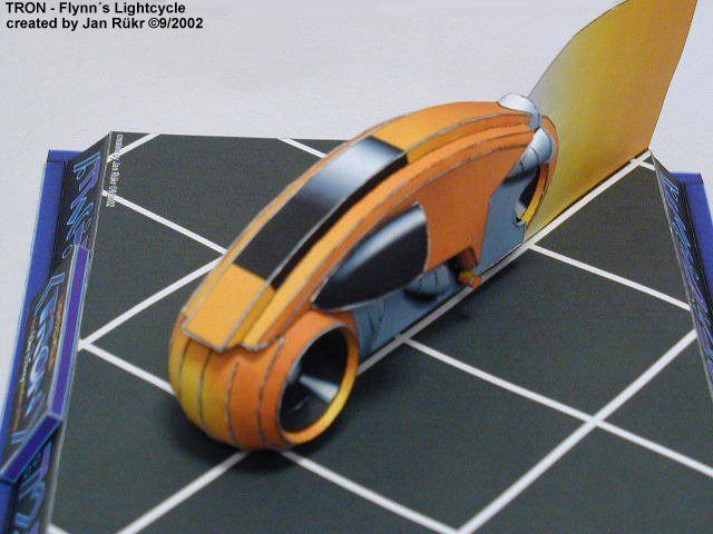 Светоцикл (Трон) paper model