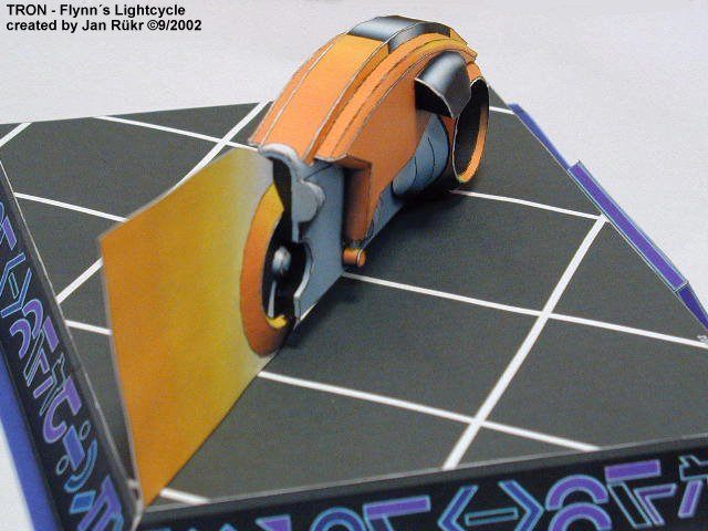 Светоцикл (Трон) paper model