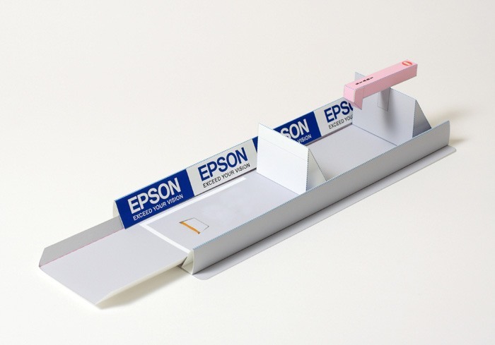 Гонка автомобилей [движущаяся модель] paper model
