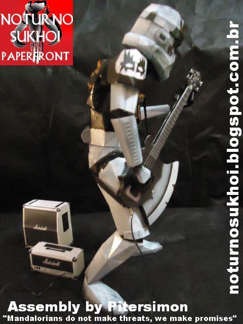 Рок-штурмовик - Музыкант paper model