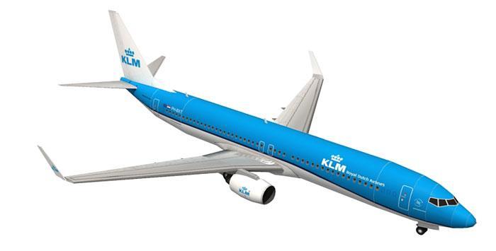 Авиалайнер Boeing 737-900 KLM