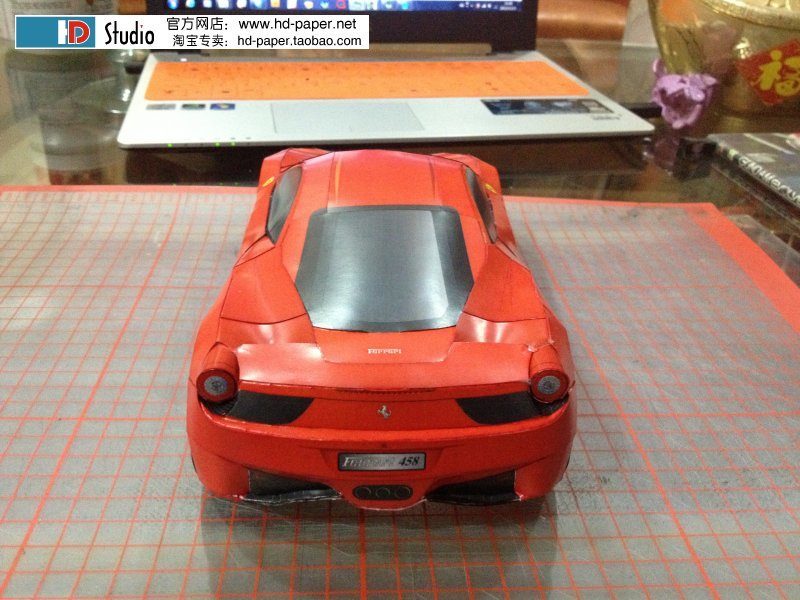 Автомобиль Ferrari 458 Italia paper model