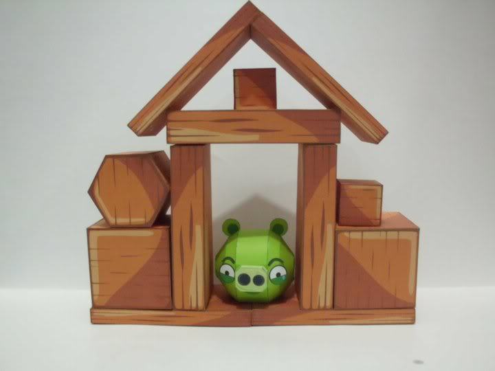 Зеленые свиньи (Angry Birds) paper model