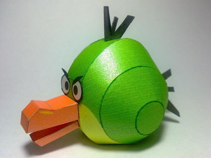 Зеленая птица (Angry Birds) paper model