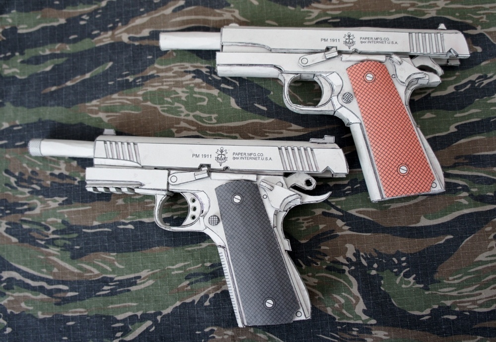Пистолет M1911 paper model