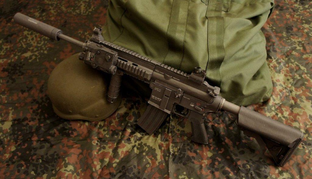 Автомат HK416 paper model