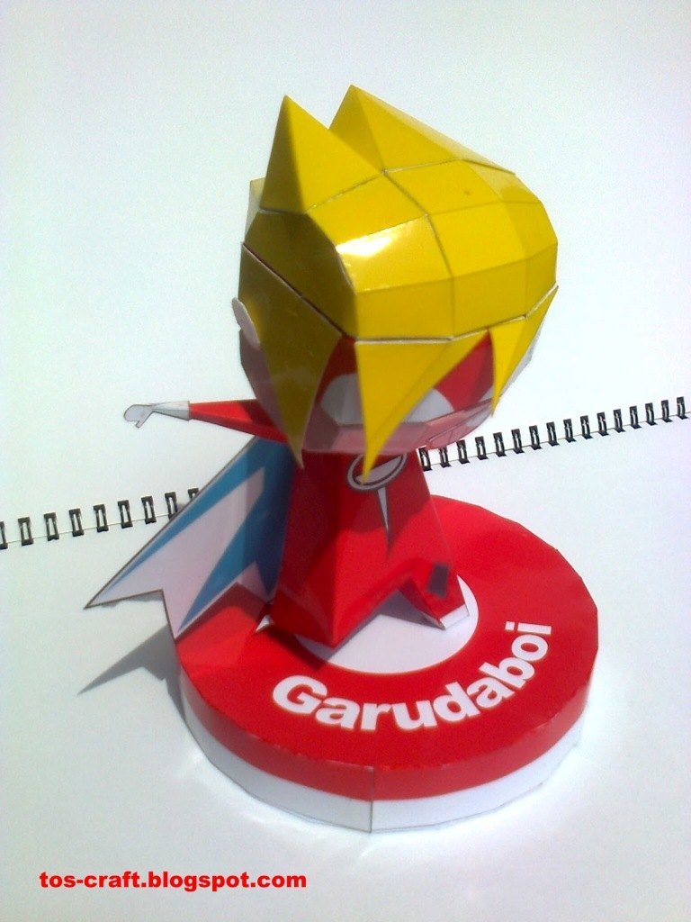 Супергерой Garudaboi paper model