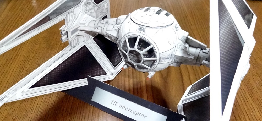 Перехватчик TIE (Звездные войны) paper model