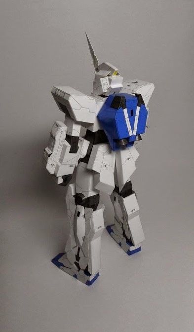 Робот RX-0 Unicorn Gundam (Gundam), масштаб 1:96 paper model