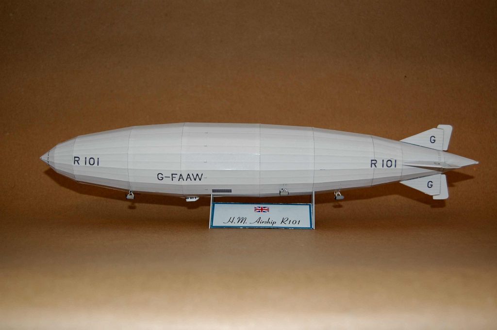 Дирижабль R101 paper model