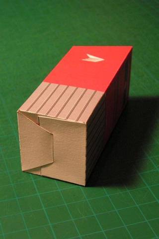 Канадский почтовый ящик paper model