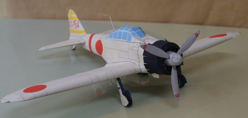 Палубный истребитель Mitsubishi A6M2 Zero paper model