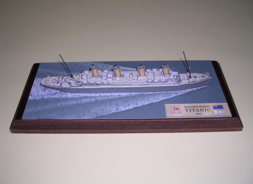 Трансатлантический пароход Титаник paper model