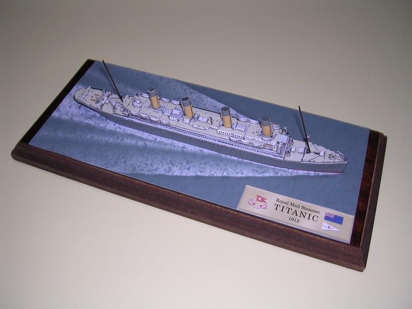 Трансатлантический пароход Титаник paper model