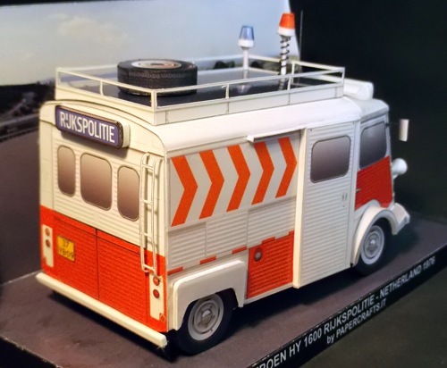 Полицейский автомобиль Citroen H Rijkspolitie paper model