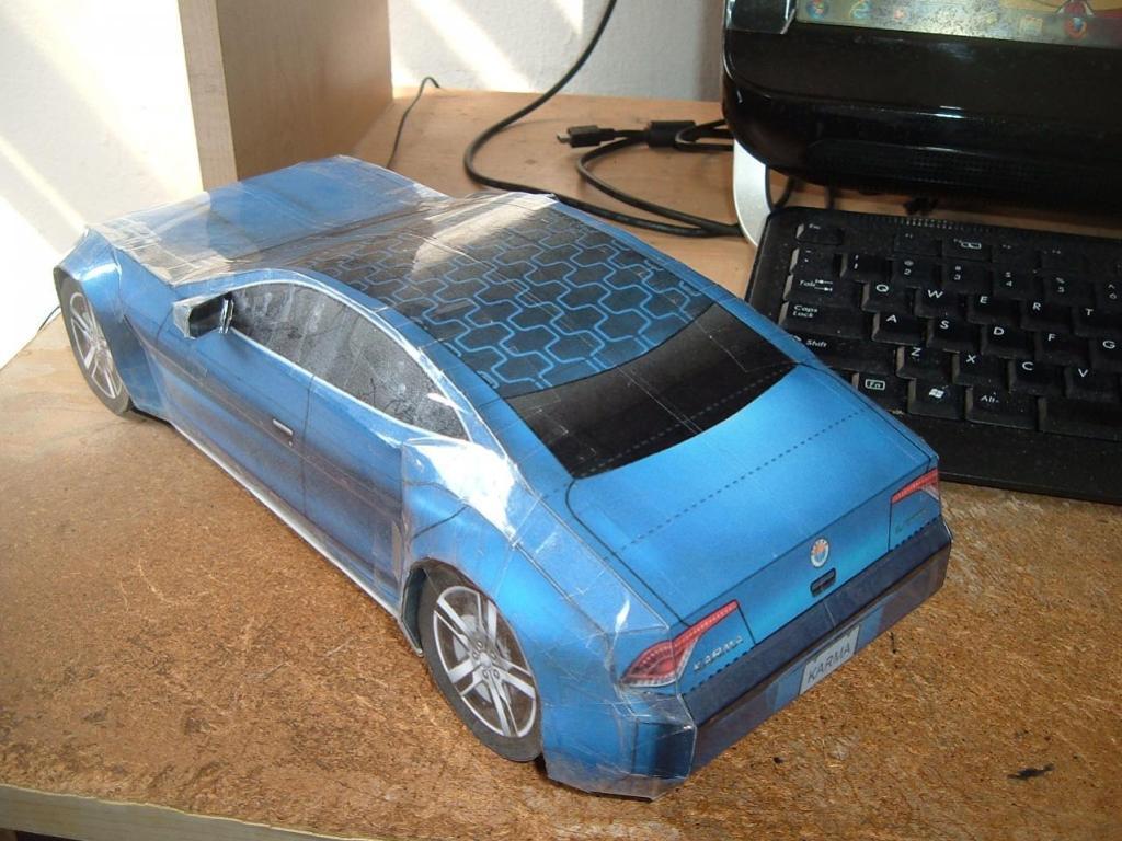 Автомобиль Fisker Karma paper model