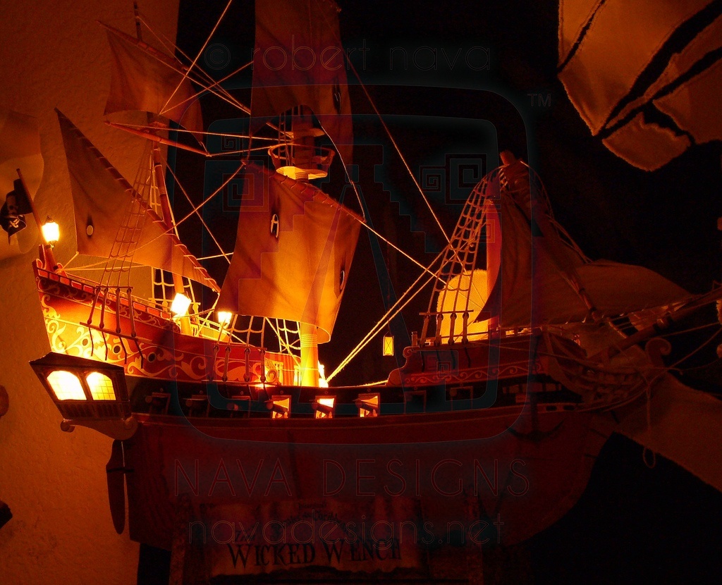 Галеон Распутная Девка (Диснейленд) paper model