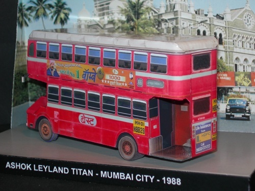 Двухэтажный автобус Ashok Leyland Titan paper model