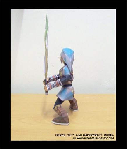 Линк в маске Свирепого божества (The Legend of Zelda) paper model