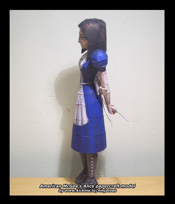 Алиса (American McGee-s Alice) paper model