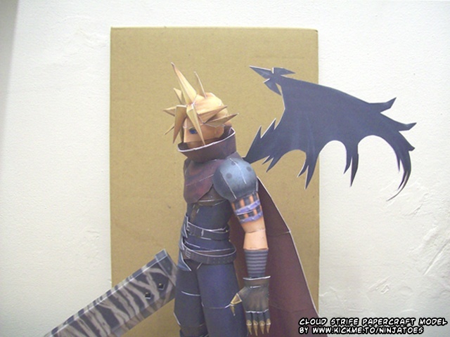 Клауд Страйф (Final Fantasy) paper model