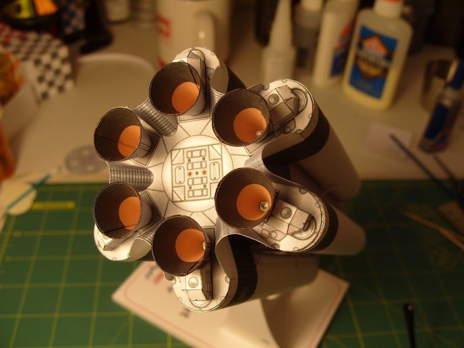 Ракета-носитель Протон-М paper model