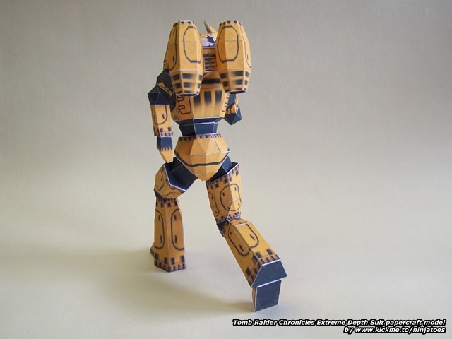 Глубоководный скафандр Лары Крофт (Tomb Raider) paper model