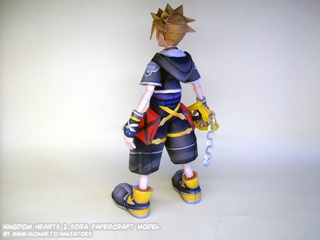 Сора (Kingdom Hearts) paper model