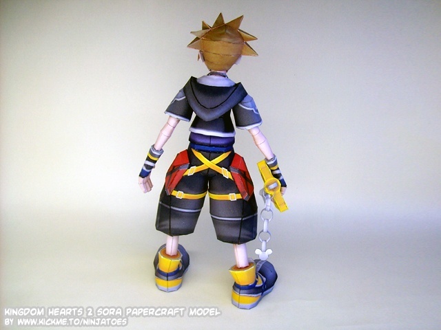 Сора (Kingdom Hearts) paper model