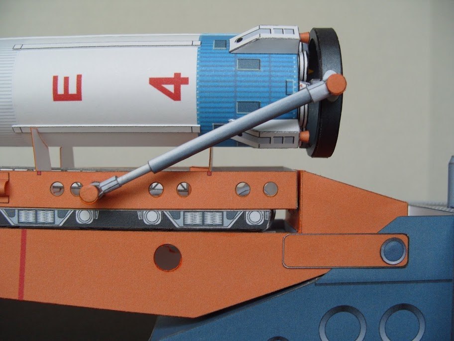 Пусковая установка для ракет-носителей семейства Циклон paper model